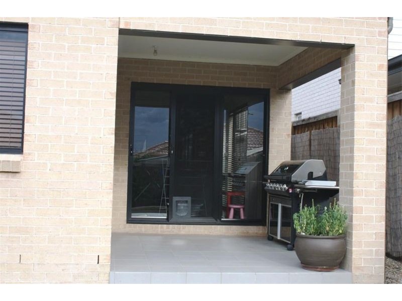 17  William Mahoney St, Prestons NSW 2170