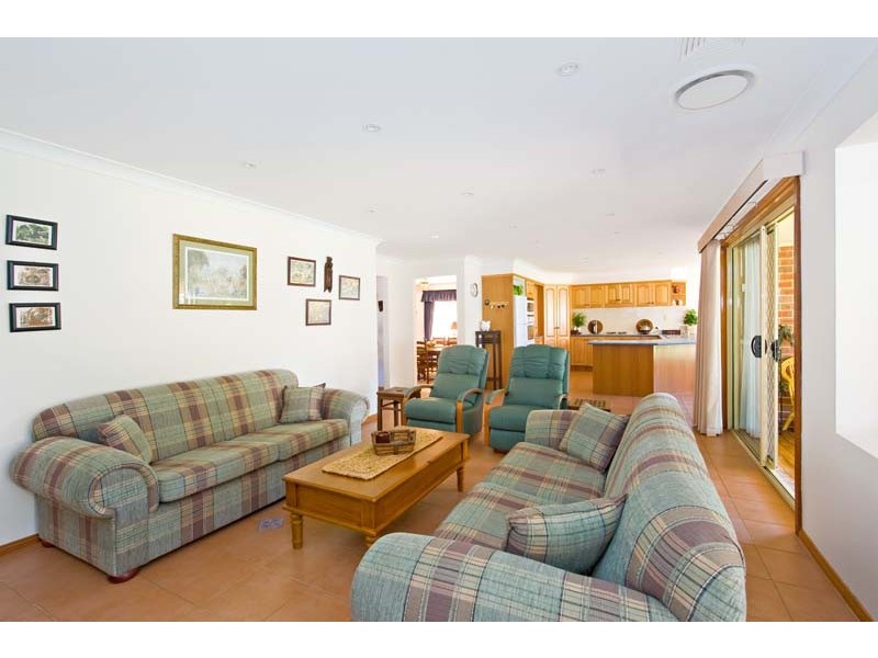 24 Boronia Drive, Voyager Point NSW 2172