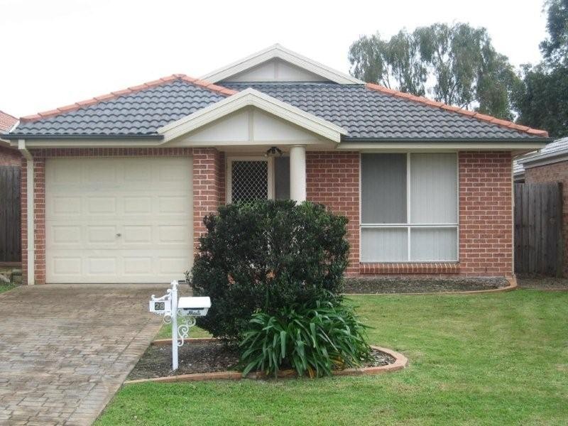 28 Yengo Crt, Wattle Grove NSW 2173
