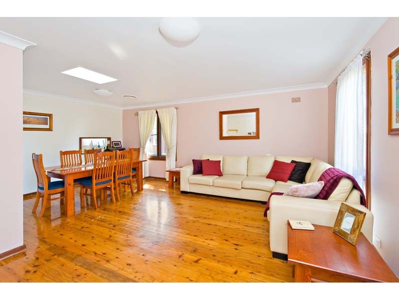 11  Conjola Place, Hammondville NSW 2170