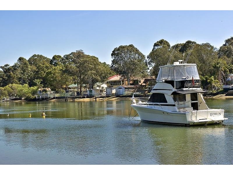 34 Riverview Rd, Pleasure Point NSW 2172