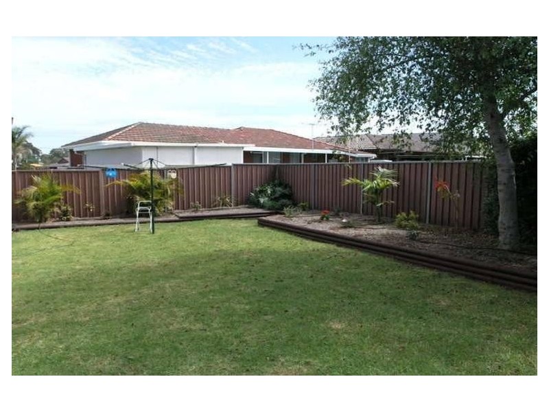201 Nuwarra Rd, Moorebank NSW 2170