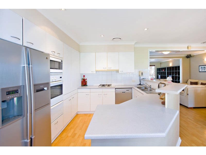10  Damour Street, Holsworthy NSW 2173