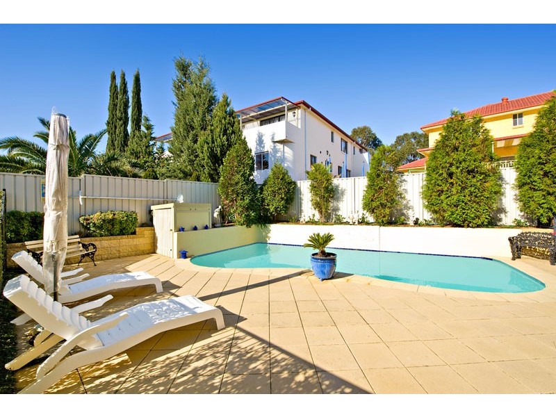 51  Boronia Drive, Voyager Point NSW 2172
