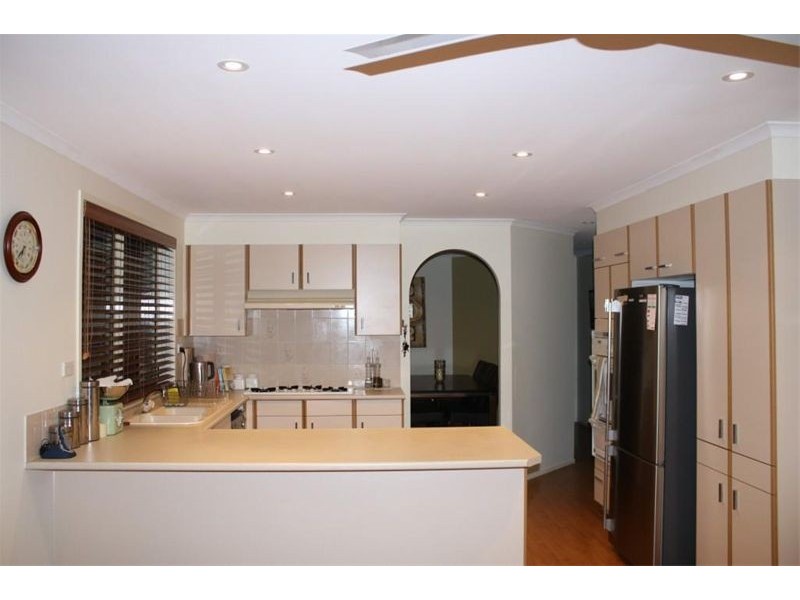 34  Birdwood Ave, Wattle Grove NSW 2173