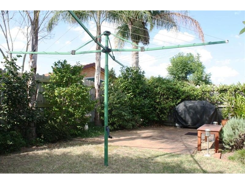 5  Tocal Court, Wattle Grove NSW 2173