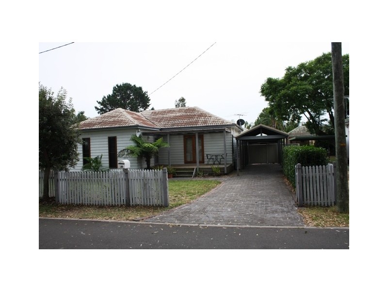 20 Anzac  Mews, Wattle Grove NSW 2173