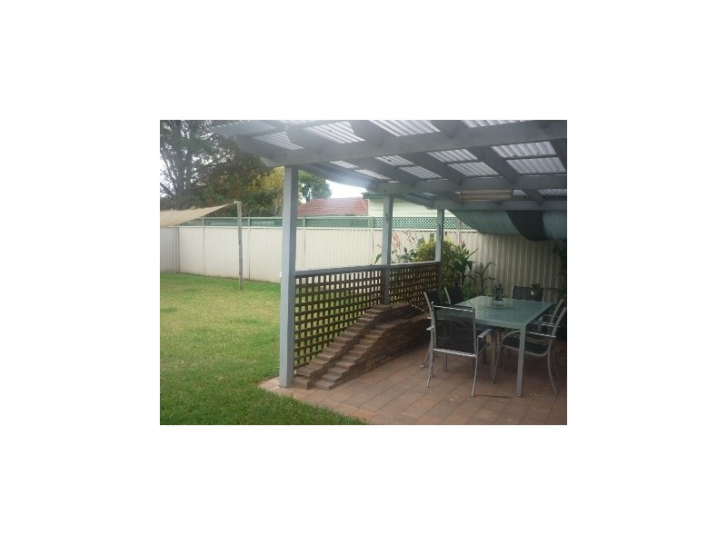 20 Anzac  Mews, Wattle Grove NSW 2173