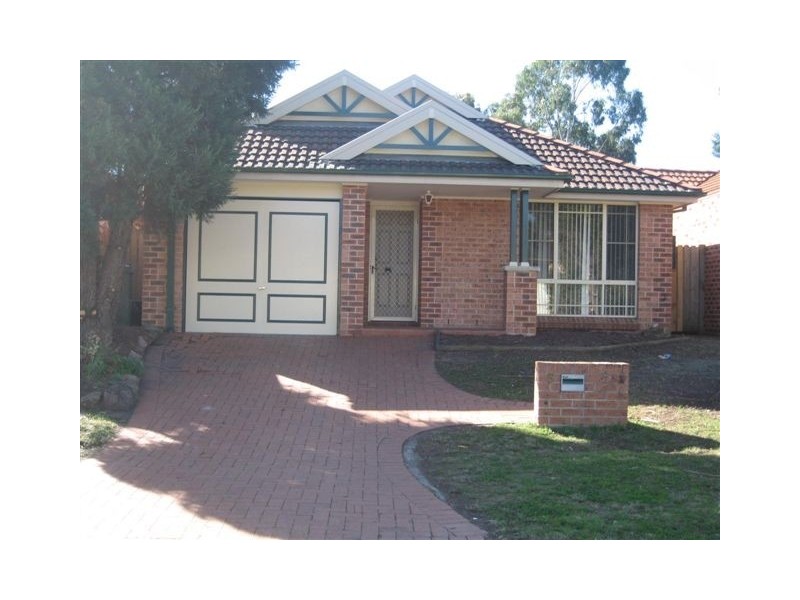 5 Yarren Crt, Wattle Grove NSW 2173