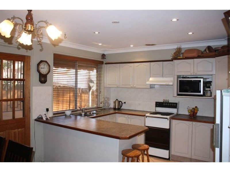 5  Spicer Ave, Hammondville NSW 2170