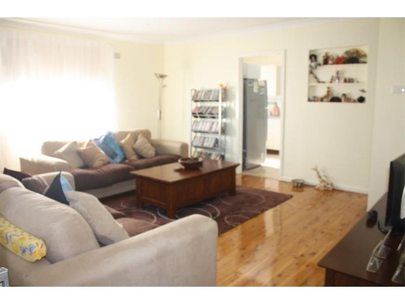 53  Brallos Ave, Holsworthy NSW 2173