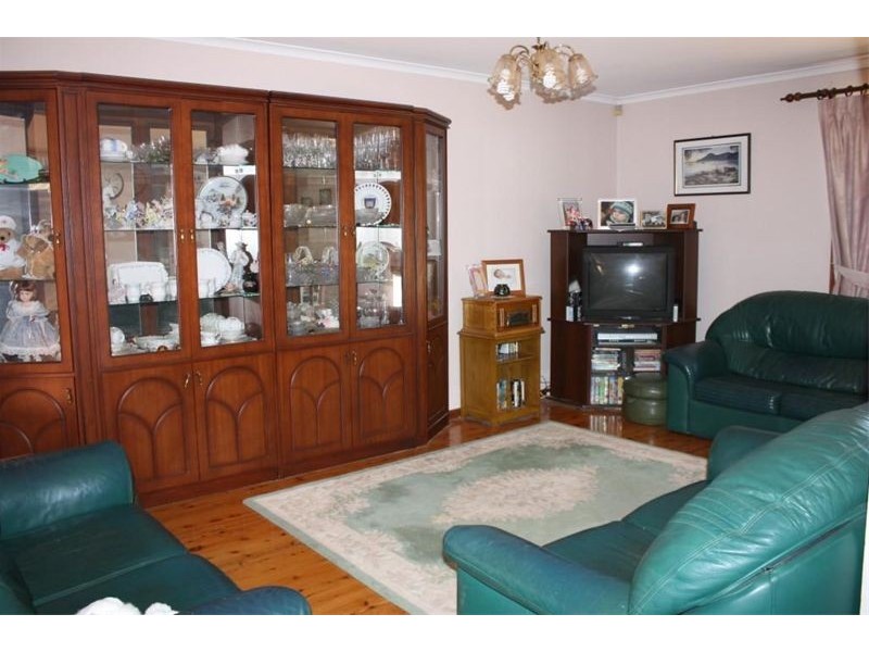 21  Bradey Ave, Hammondville NSW 2170