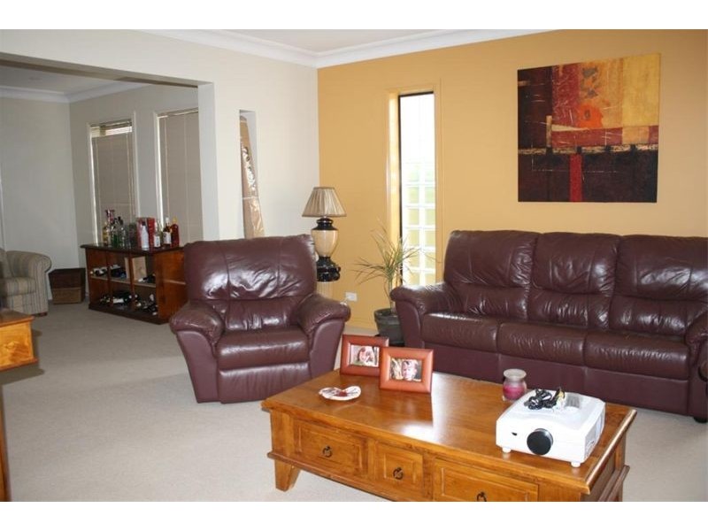 8 Challenger St, Voyager Point NSW 2172