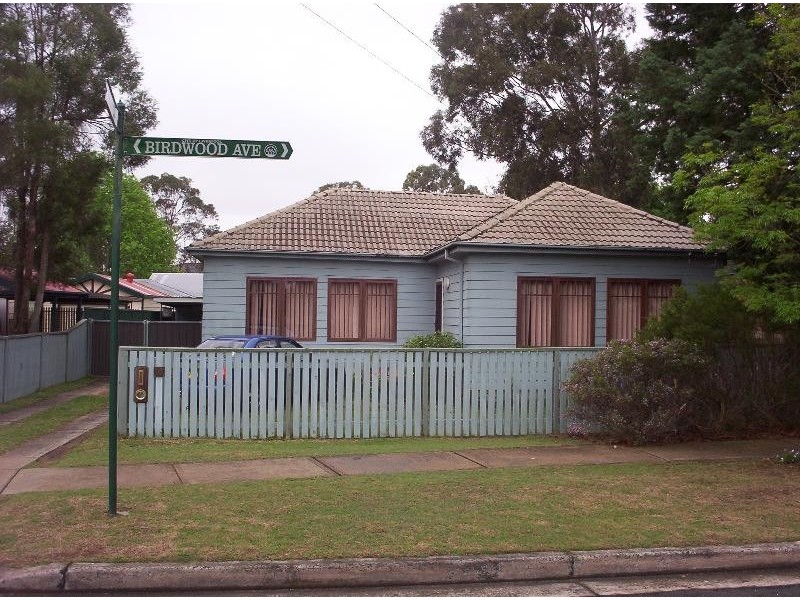 16 Birdwood Avenue, Wattle Grove NSW 2173