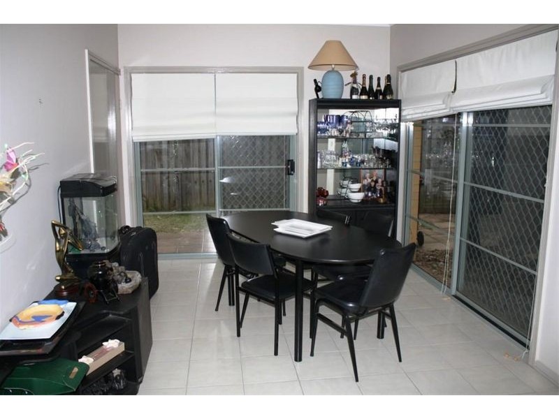 3/20 Continua Crt, Wattle Grove NSW 2173