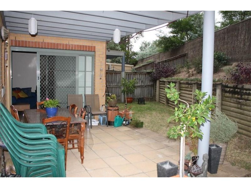 3/20 Continua Crt, Wattle Grove NSW 2173