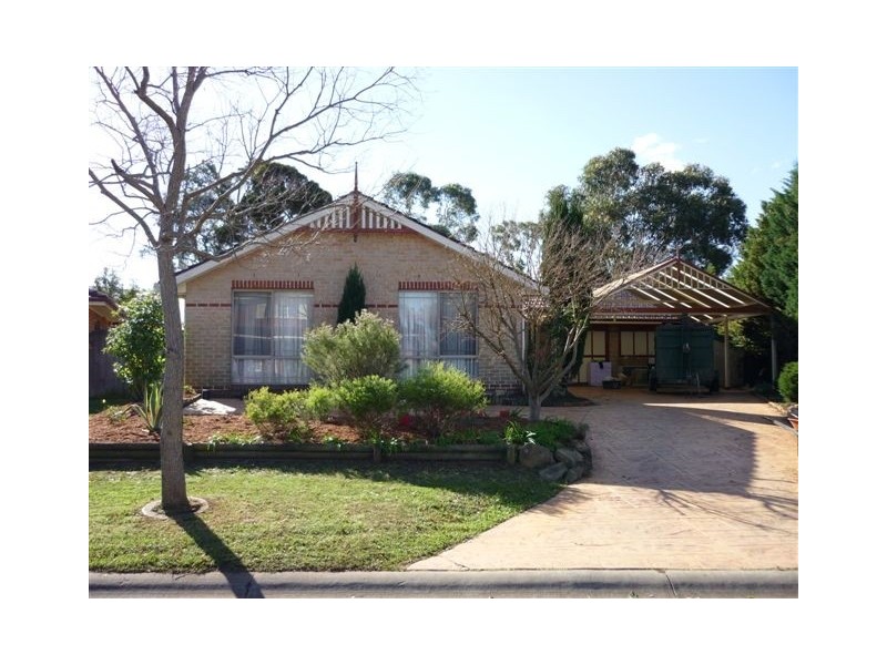 1 Implexa Crt, Wattle Grove NSW 2173