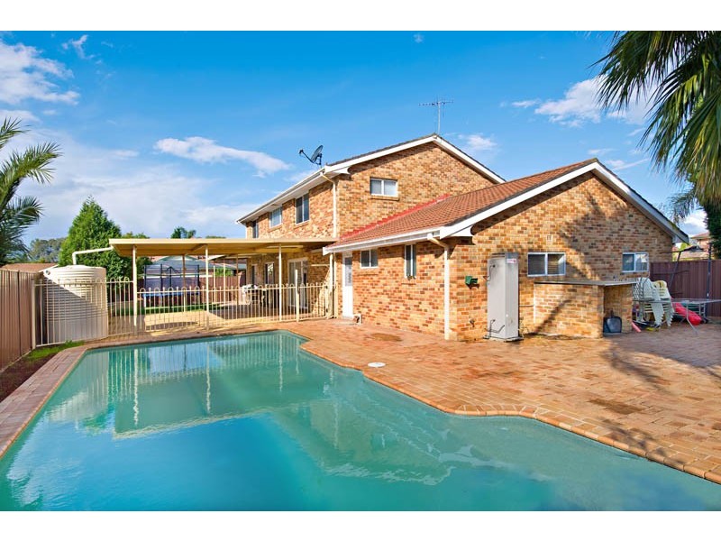 1 Witham Place, Chipping Norton NSW 2170