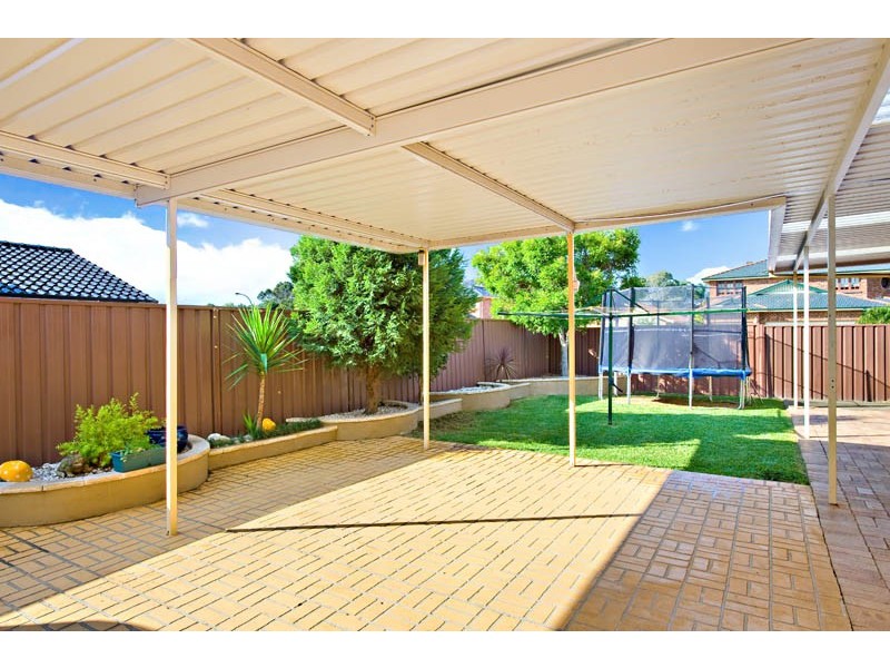 1 Witham Place, Chipping Norton NSW 2170