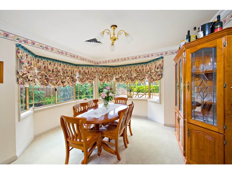 2 Eildon Court, Wattle Grove NSW 2173
