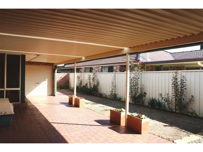 19 Bundarra Crt, Wattle Grove NSW 2173