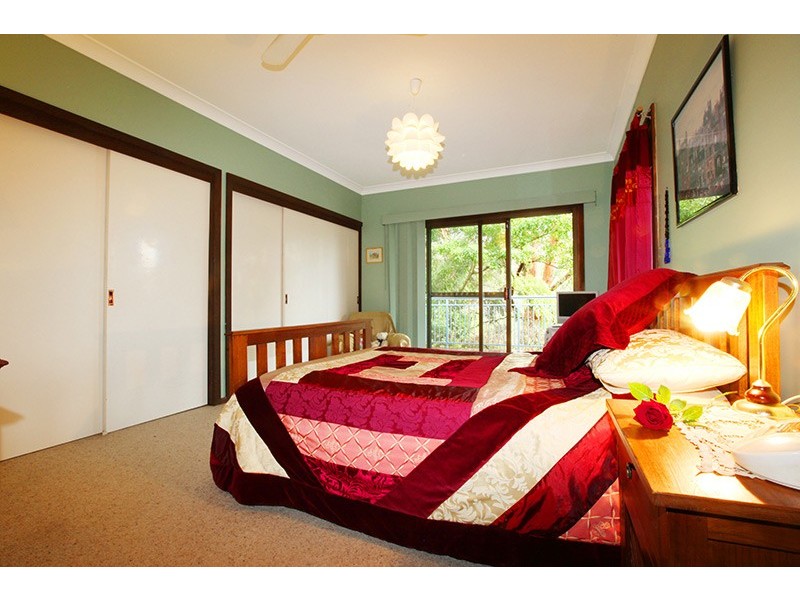 9  Gambier Ave, Sandy Point NSW 2172