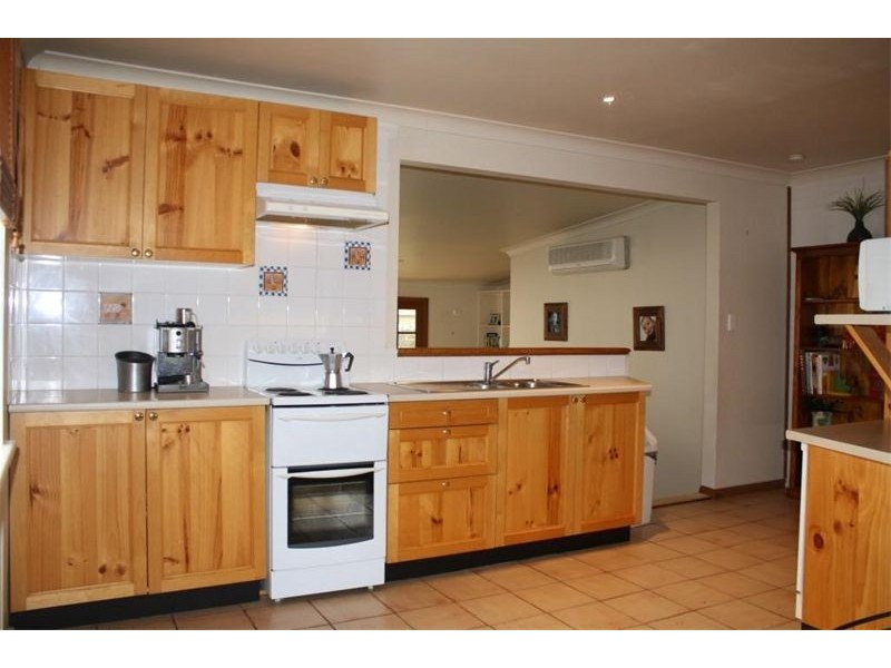 101 Derna Rd, Holsworthy NSW 2173