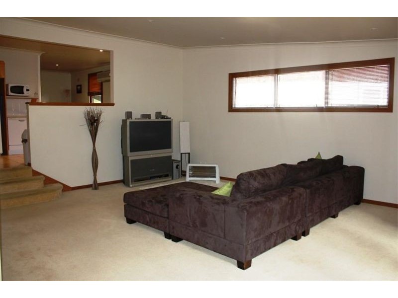 101 Derna Rd, Holsworthy NSW 2173