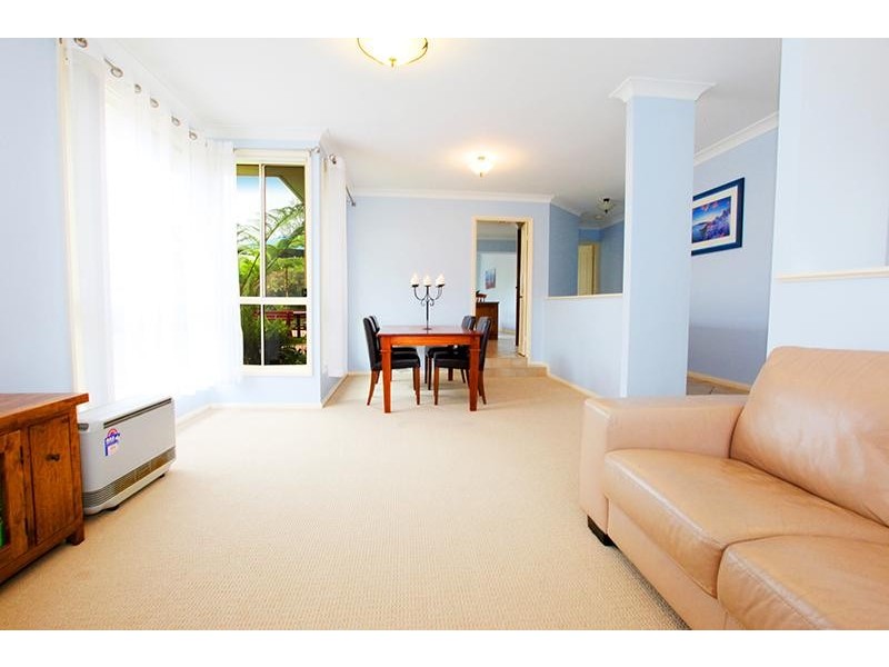 12  Corryton Crt, Wattle Grove NSW 2173