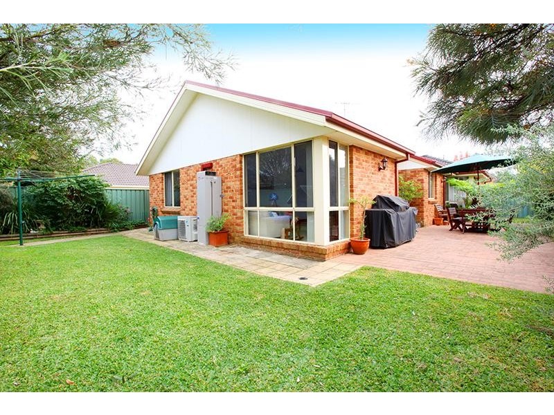 12  Corryton Crt, Wattle Grove NSW 2173