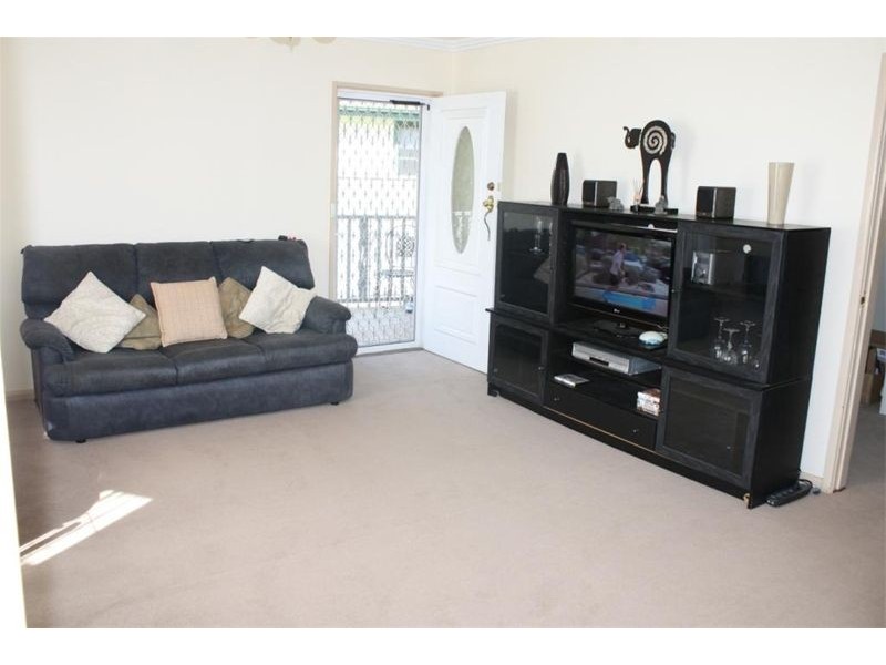 51  Derna Rd, Holsworthy NSW 2173