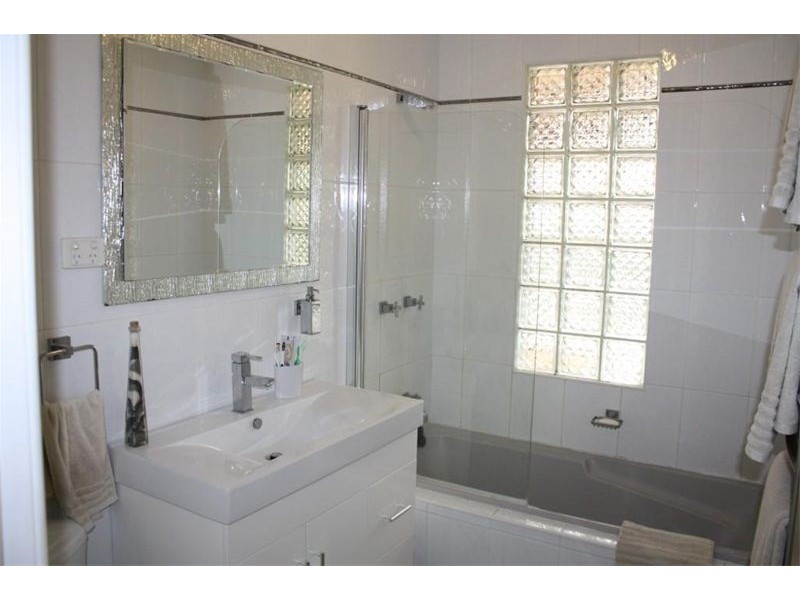 51  Derna Rd, Holsworthy NSW 2173