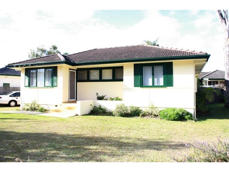 12 Derna Road, Holsworthy NSW 2173