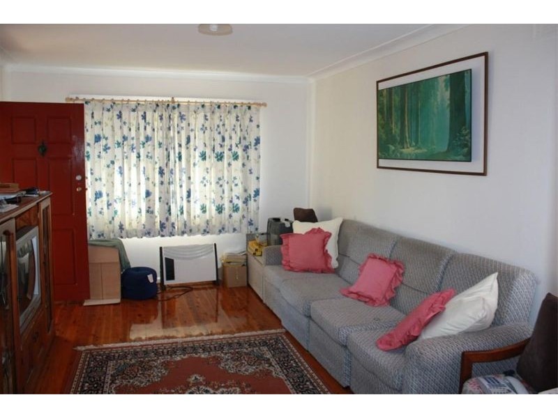 12 Derna Road, Holsworthy NSW 2173