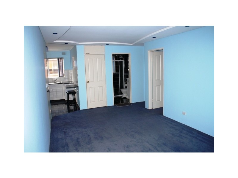 4/120 Moore St, Liverpool NSW 2170