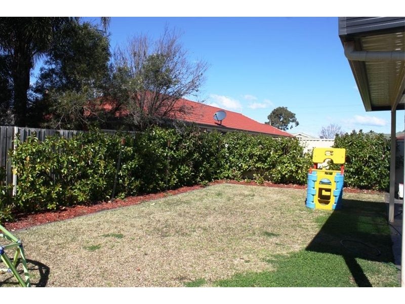 12  Jenolan Crt, Wattle Grove NSW 2173