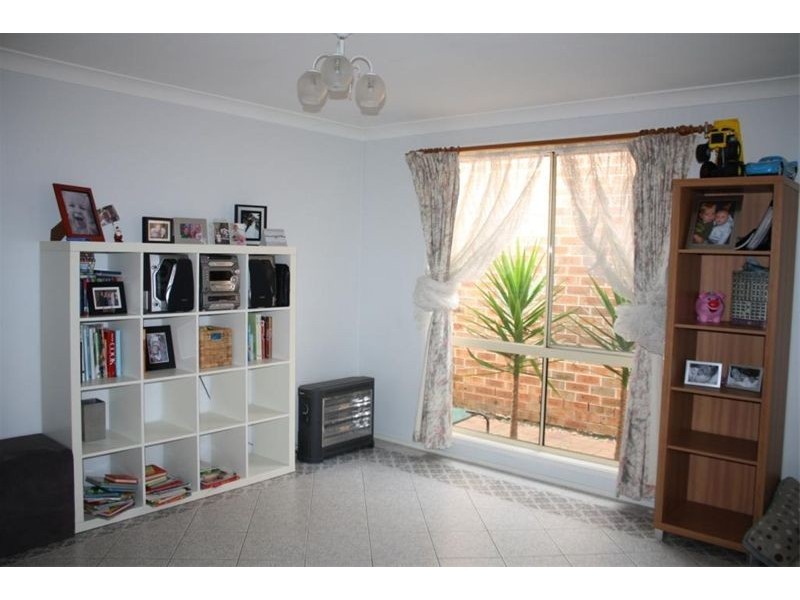 29 Banyule Crt, Wattle Grove NSW 2173