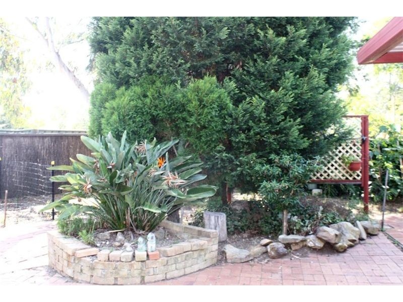 1 Implexa Crt, Wattle Grove NSW 2173