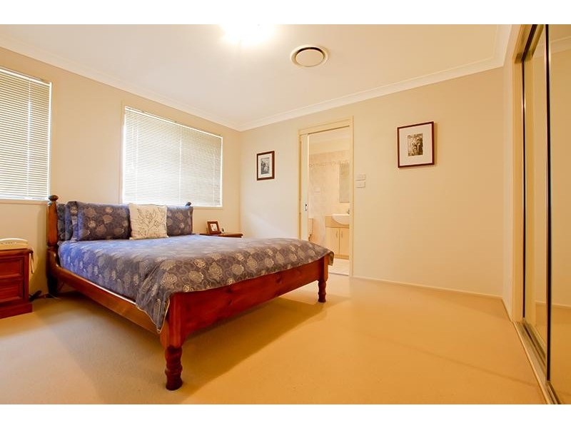 20  Costata Crt, Voyager Point NSW 2172