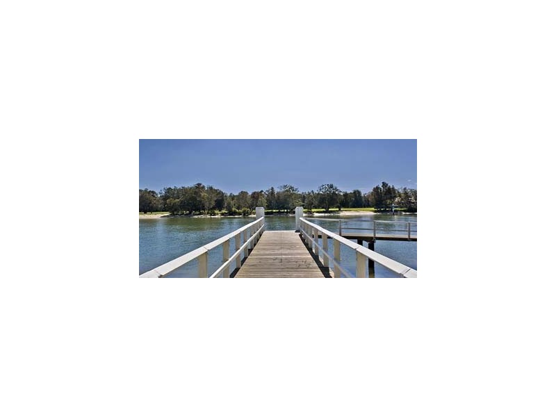 21 RIVERVIEW ROAD, Pleasure Point NSW 2172