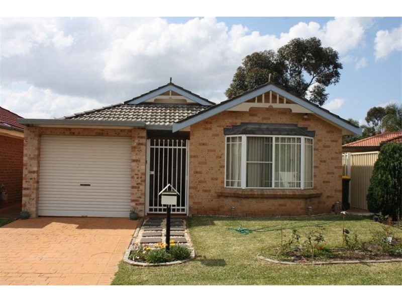 7  Balala Crt, Wattle Grove NSW 2173