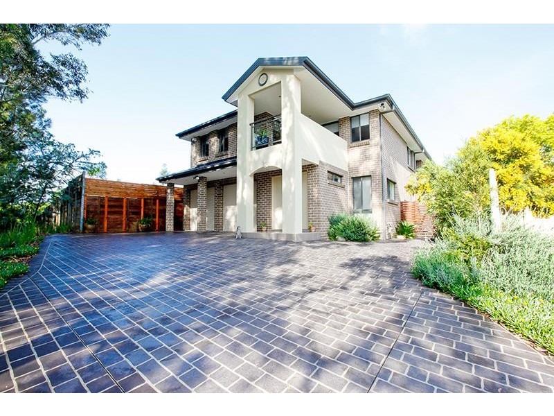 14  Beddington Crt, Wattle Grove NSW 2173