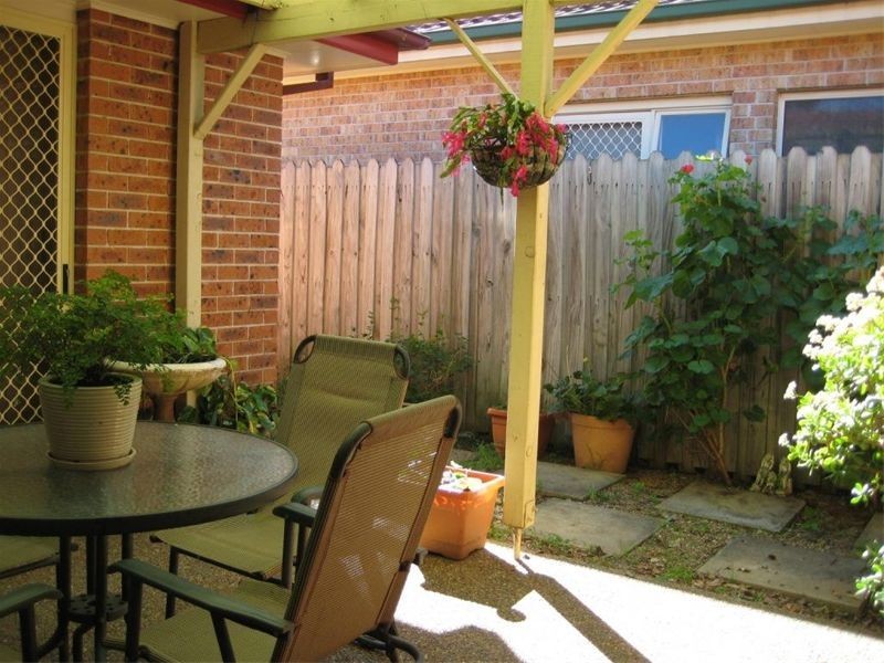 37 Woburn Abbey Court, Wattle Grove NSW 2173