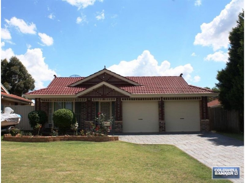 33 Daintree Drive, Wattle Grove NSW 2173