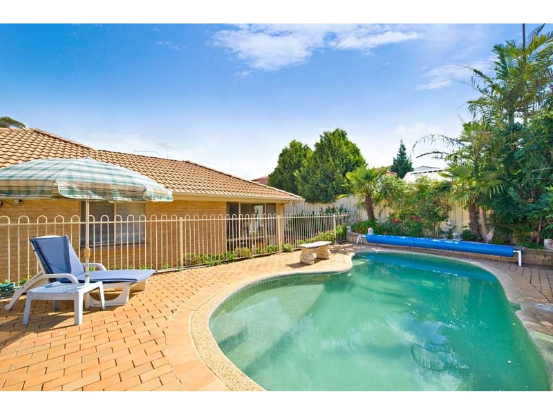 82 Glenfield Rd, Casula NSW 2170