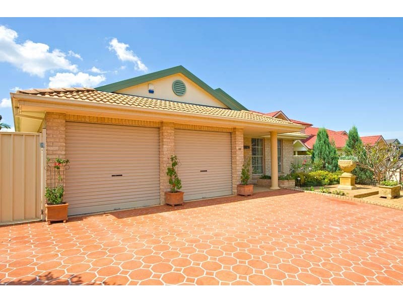 82 Glenfield Rd, Casula NSW 2170