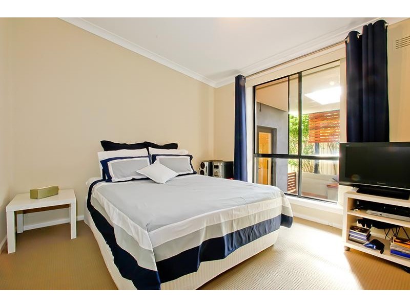 11  Finschaffen St, Holsworthy NSW 2173