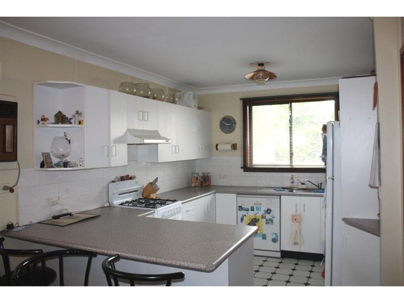 9  Bardia Pde, Holsworthy NSW 2173