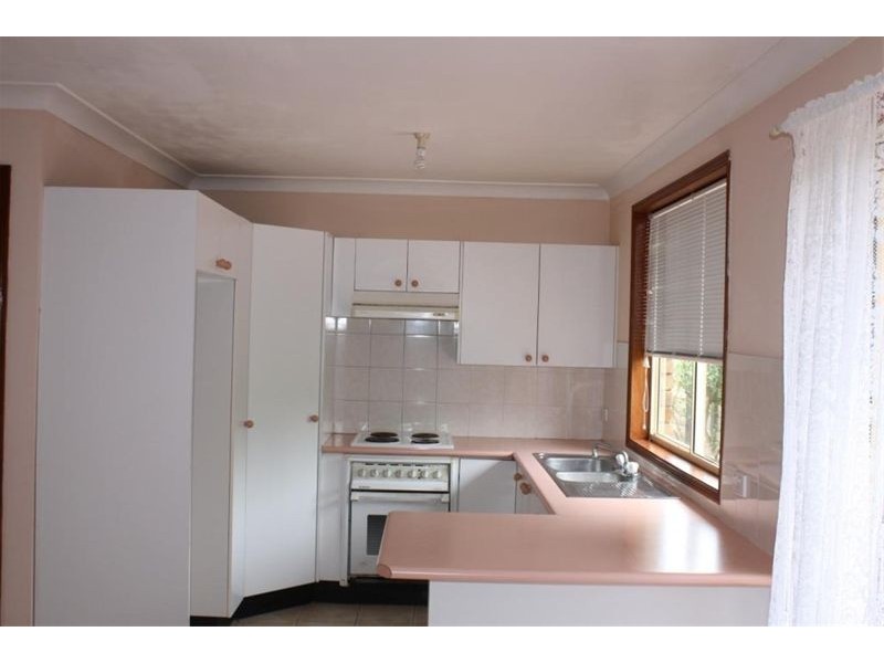 26  Wimbledon Crt, Wattle Grove NSW 2173