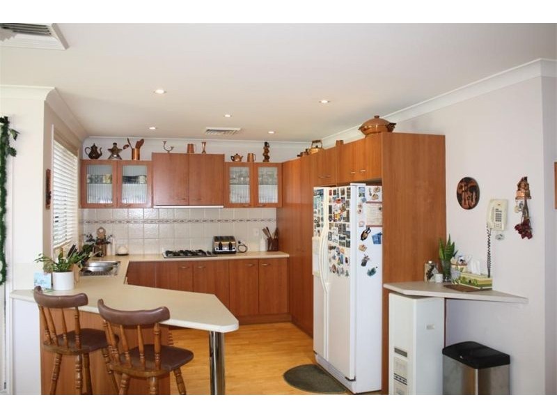 3  Scribbly Gum Crt, Voyager Point NSW 2172